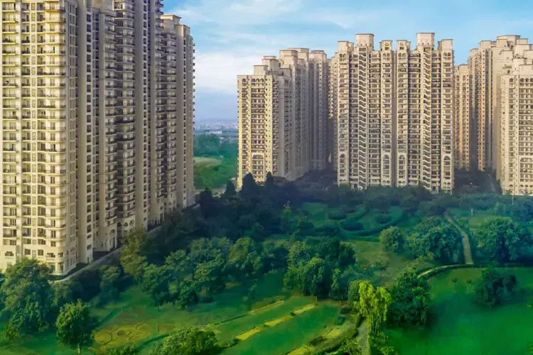 DLF Capital Greens Delhi