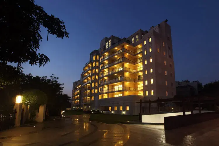 DLF Queens Court Delhi