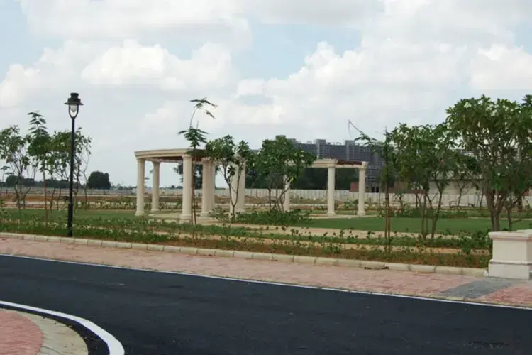 DLF Garden City Plot Gallery Image 02